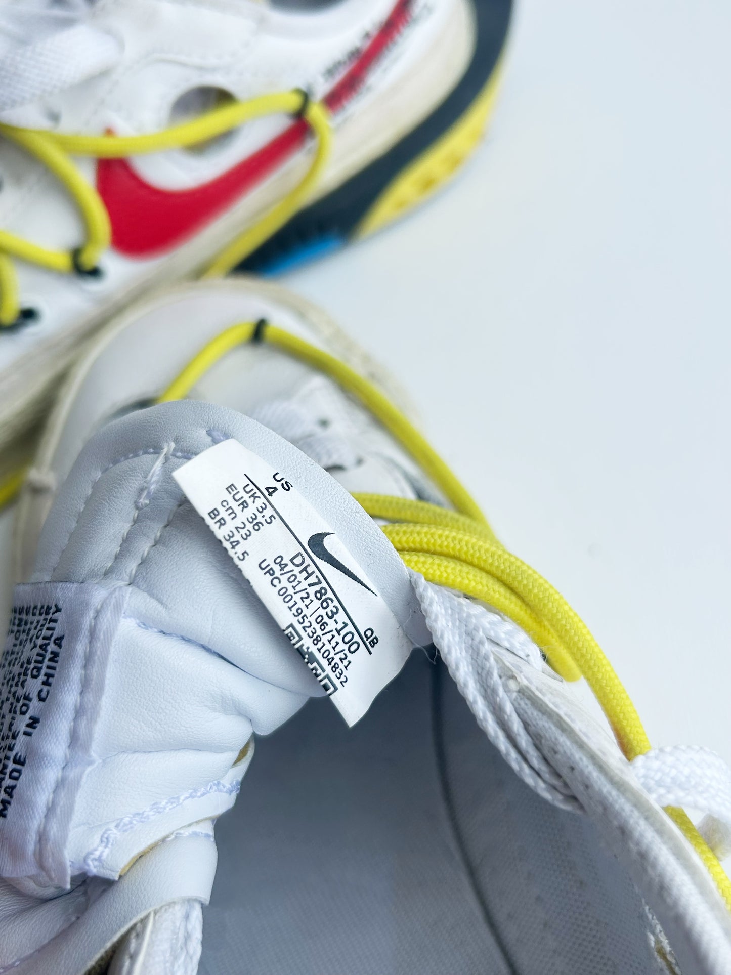 Nike x Off-White Blazer Low “White / University Red”