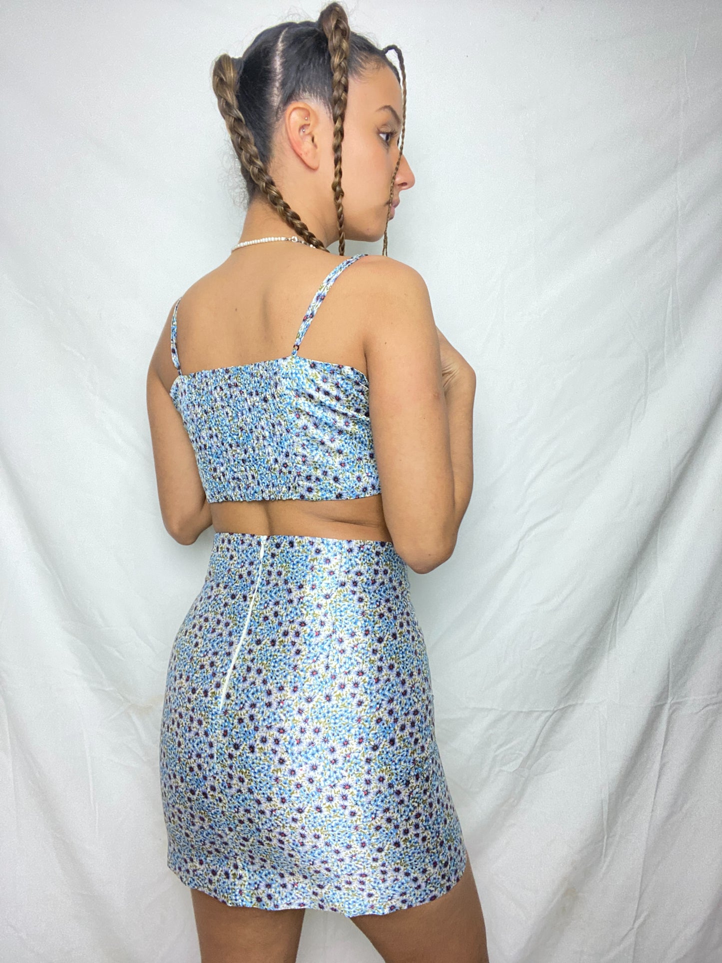 Satin Baby Blue Flower Set