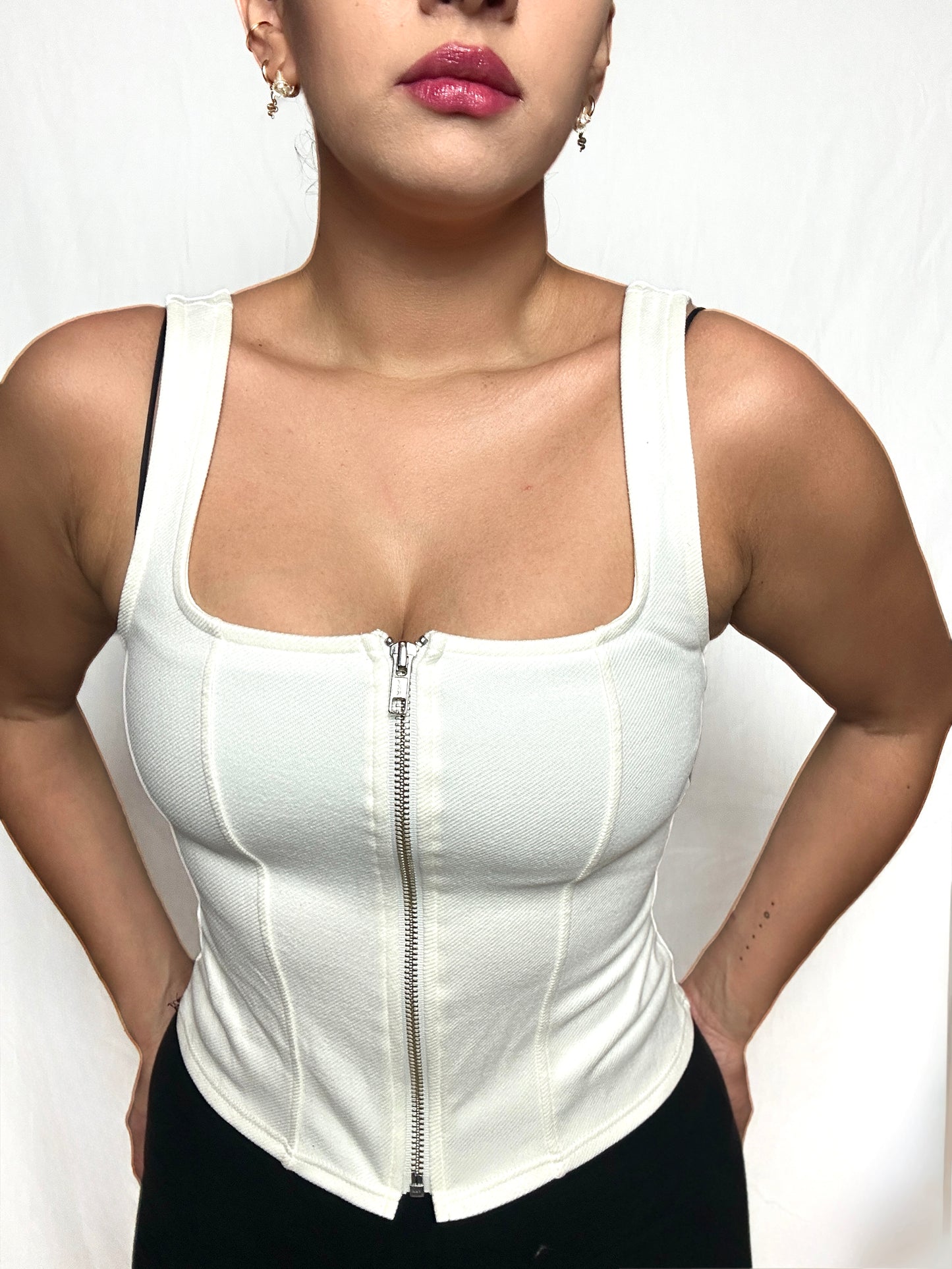 Zip White Top